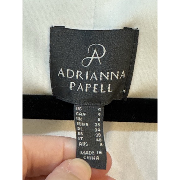 Adrianna Papell‎ Women's Pleated Layered Gown Size 4 Black And Ivory - Picture 6 of 9